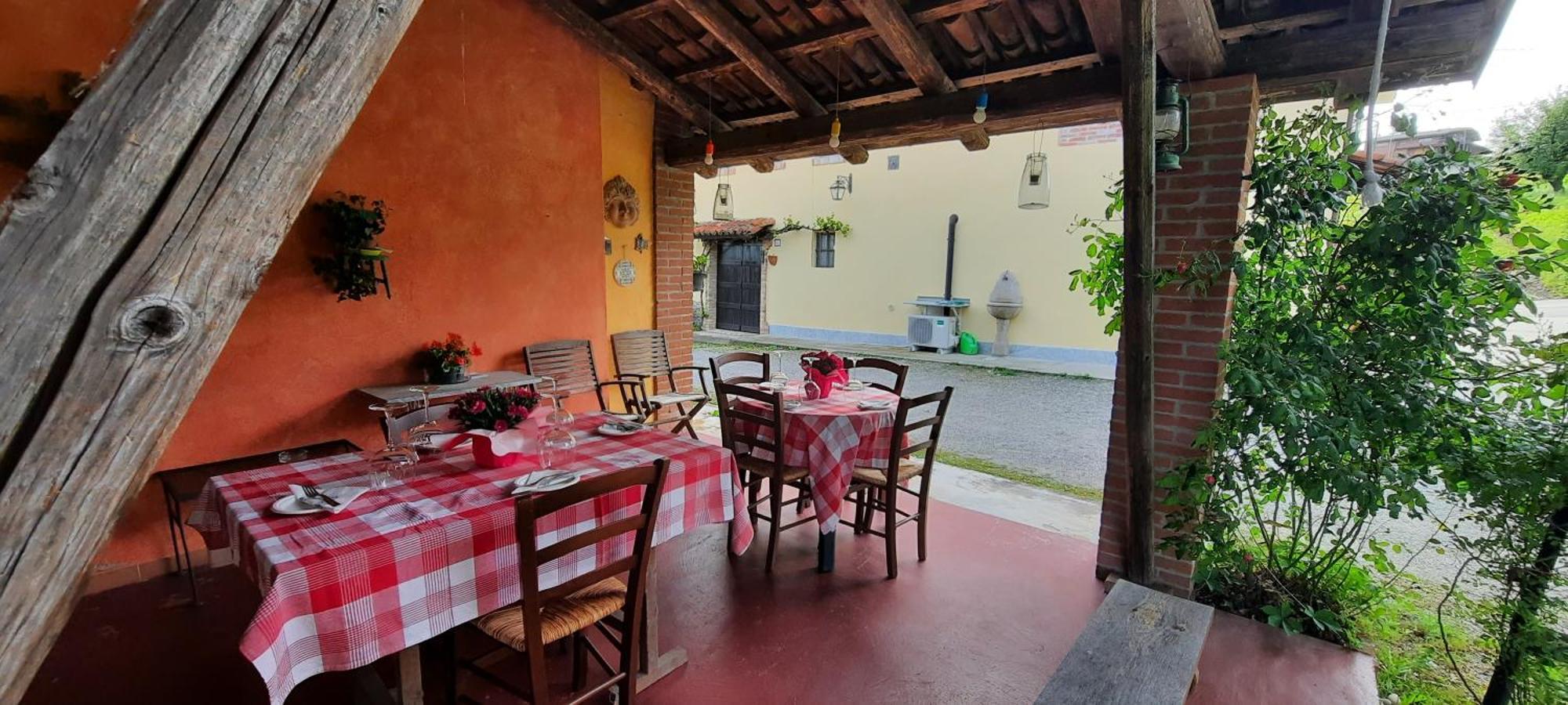 Ca Trifolera Barbaresco - Romantico Cascinale Con Antica Cantina Nel Cuore Delle Langhe - Degustazione Vini Nella Nostra Cantina Ngoại thất bức ảnh