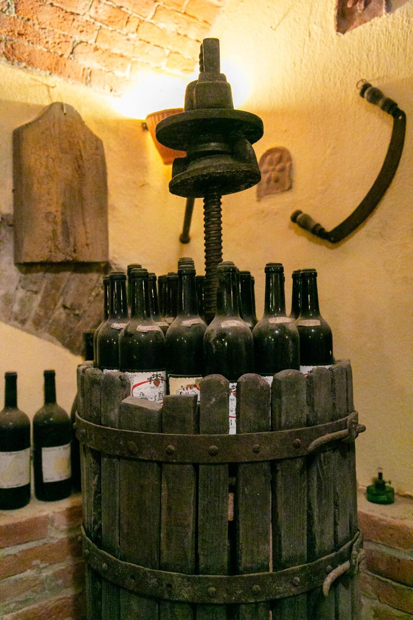 Ca Trifolera Barbaresco - Romantico Cascinale Con Antica Cantina Nel Cuore Delle Langhe - Degustazione Vini Nella Nostra Cantina Ngoại thất bức ảnh